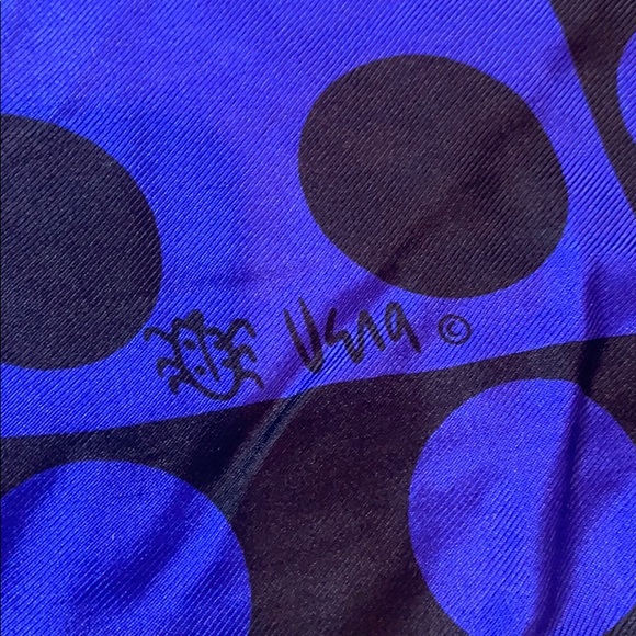 Vintage Vera Silk Scarf Hand Rolled in Japan - Picture 4 of 4